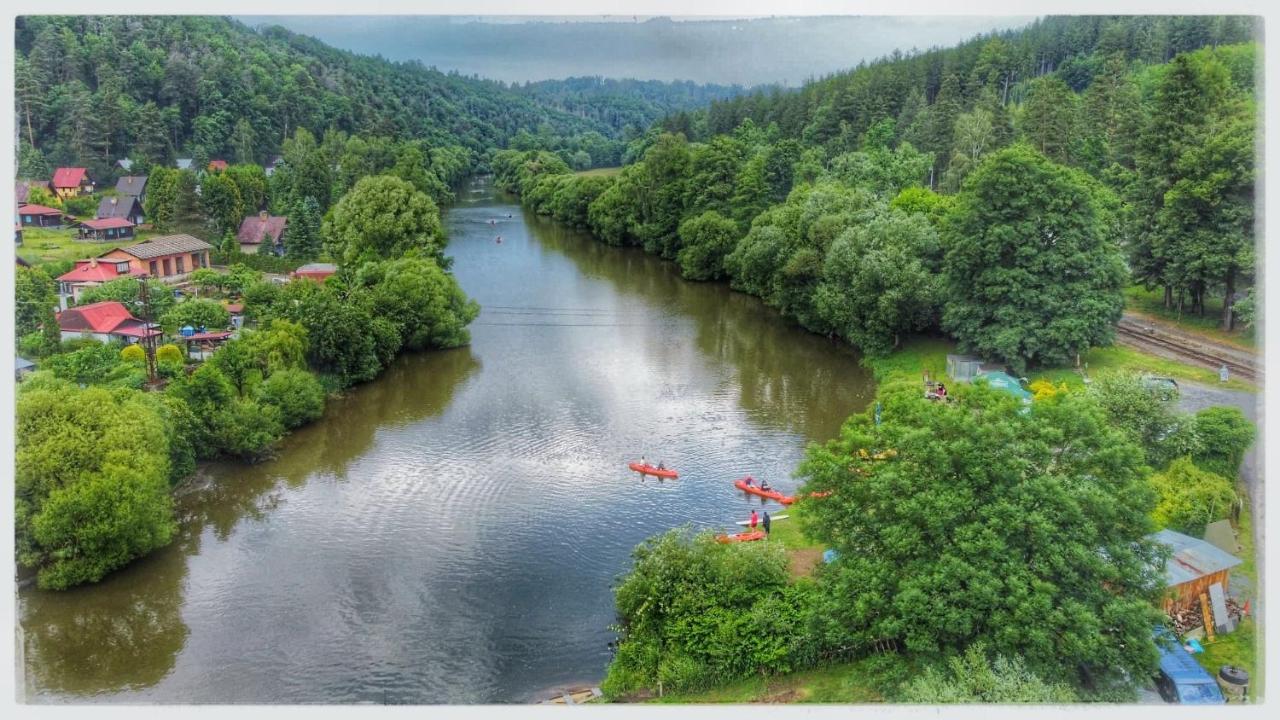 Sazava River Apartment Chocerady Bagian luar foto